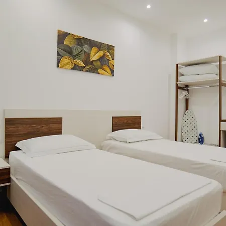 Eden & Apartamento Sarandë